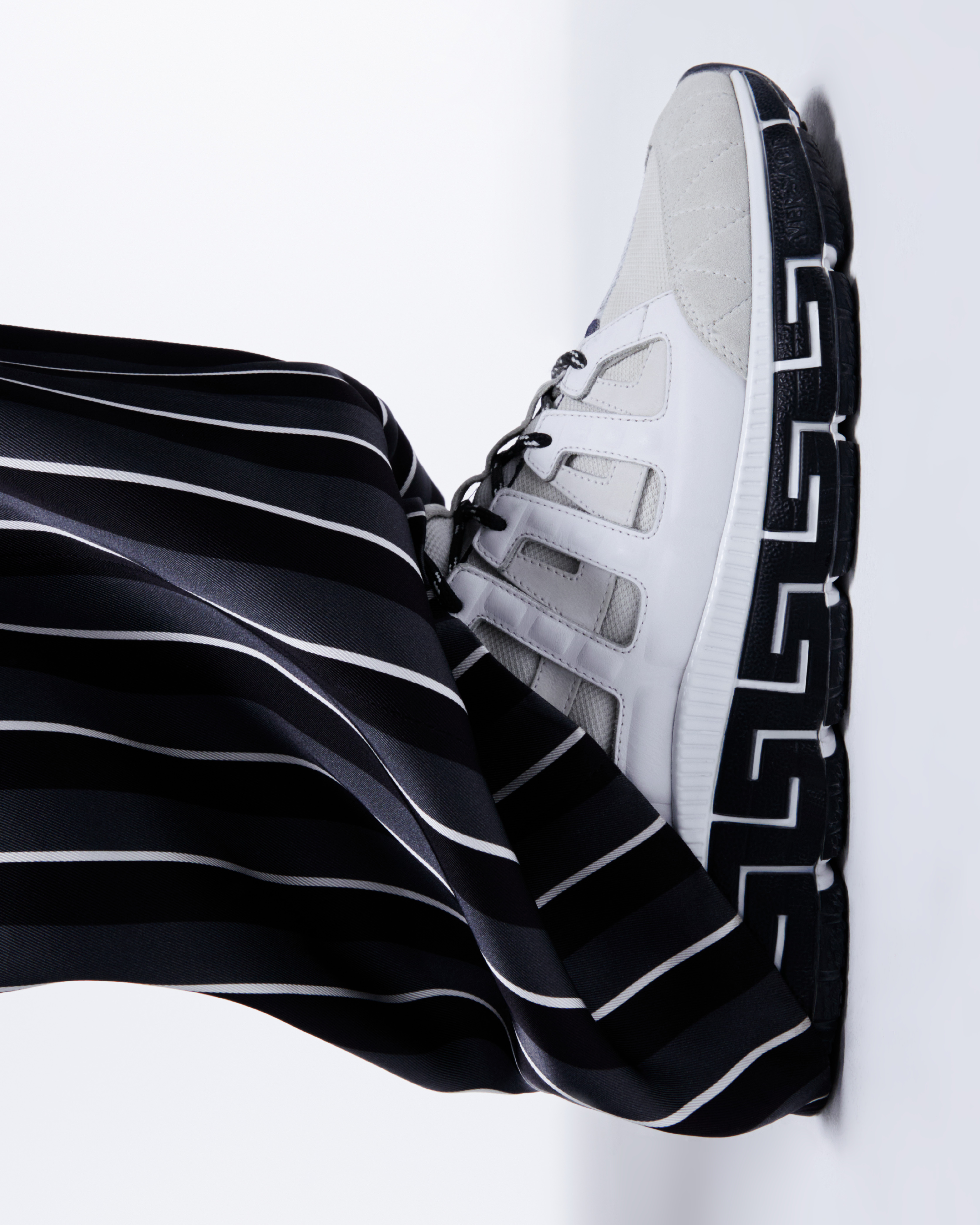 Versace-Trigreca-Sneakers-1.jpg Versace-Trigreca-Sneakers-1.jpg