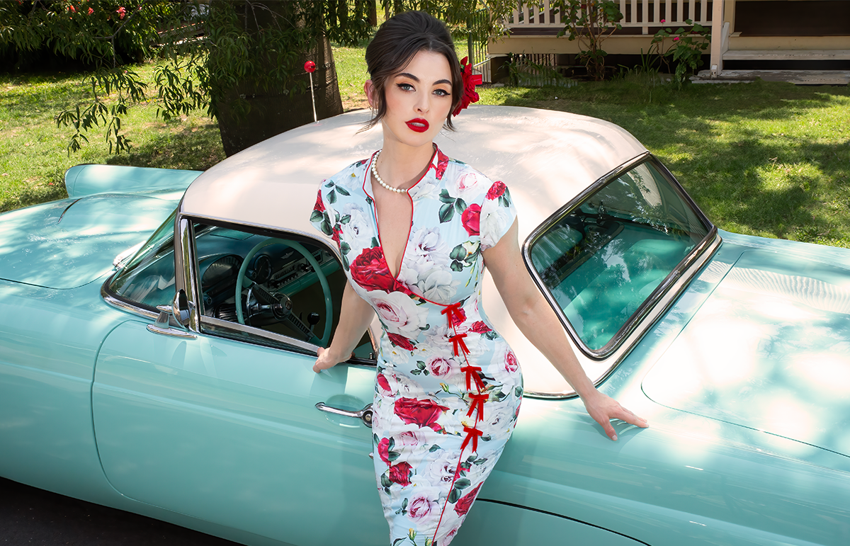 Spend $400 on Full-Priced Designs and Receive a *FREE 'Tea Rose' Scarf at Kitten D'Amour